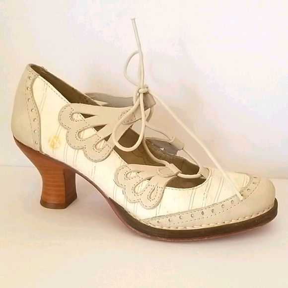 Neosens Shoes - Neosens Punched Leather Maryjane Size 36